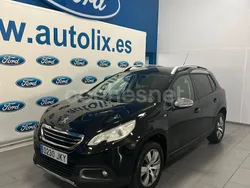 Negro Usado 2015 Peugeot 2008 Style SUV | 7500 € (Precio justo)
