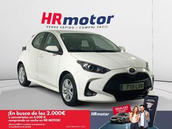 Blanco Usado 2022 Toyota Yaris Hybrid Business Edition Berlina | 18.190 € (Precio justo)