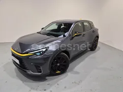 Gris / plata Nuevo 2025 Lexus LBX SUV | 37.500 € (Precio justo)