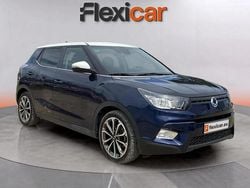 Azul Usado 2017 Ssangyong (KGM) Tivoli Limited SUV | 10.490 €