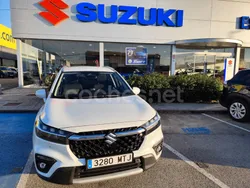 Blanco Usado 2024 Suzuki SX4 S-Cross SUV | 28.999 €