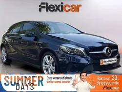 Azul Usado 2017 Mercedes A180 Urban Utilitario | 16.490 € (Precio justo)
