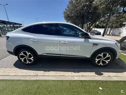 Gris / plata Usado 2024 Renault Arkana Techno SUV | 26.900 € (Precio justo)