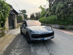 Gris / plata Usado 2022 Porsche Cayenne Turbo GT SUV | 186.990 €