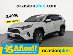 Blanco Usado 2022 Toyota RAV4 Hybrid Business Edition SUV | 32.990 € (Precio justo)
