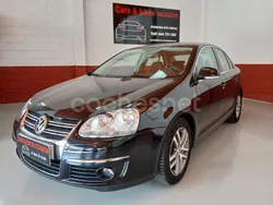 Negro Usado 2008 VW Jetta Advance Berlina | 8490 € (Un poco caro)