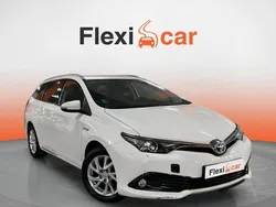 Blanco Usado 2019 Toyota Auris Hybrid Active Familiar | 14.890 € (Precio justo)