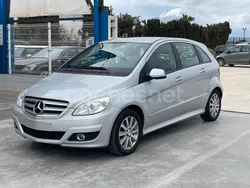 Gris / plata Usado 2009 Mercedes B180 Monovolumen | 7999 € (Un poco caro)
