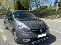 Gris / plata Usado 2014 Renault Scénic III Bose Edition Monovolumen | 8400 € (Precio justo)