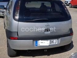 Gris / plata Usado 2001 Opel Corsa Sport Berlina | 1700 € (Precio justo)