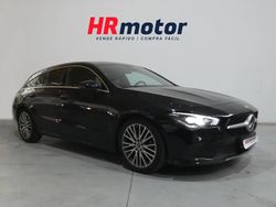 Negro Usado 2022 Mercedes CLA180 Shooting Brake Business Familiar | 23.790 €