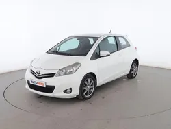 Blanco Usado 2013 Toyota Yaris Active Utilitario | 10.199 € (Precio justo)