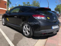 Negro Usado 2009 Renault Mégane III Dynamique Berlina | 7500 € (Caro)