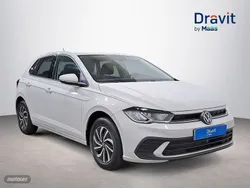 Beige Usado 2023 VW Polo Life Berlina | 17.290 € (Buen precio)