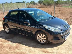 Negro Usado 2009 Peugeot 207 Berlina | 3995 € (Precio justo)