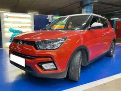Rojo Usado 2019 Ssangyong Tivoli Limited SUV | 9990 € (Super precio)