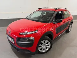 Rojo Usado 2016 Citroën C4 Cactus Feel Utilitario | 8100 € (Precio justo)