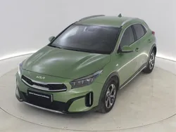 Celadon spirit green (ce6 Usado 2024 Kia XCeed SUV | 20.623 € (Precio justo)