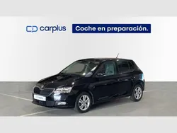 Negro mágico efecto perla (metalizado) Usado 2021 Skoda Fabia Ambition Utilitario | 13.990 € (Un poco caro)