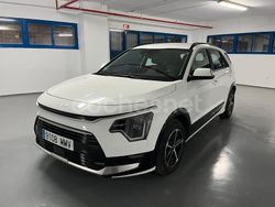 Blanco Usado 2024 Kia Niro SUV | 23.300 € (Un poco caro)