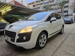 Blanco Usado 2013 Peugeot 3008 Allure Monovolumen | 6350 € (Buen precio)