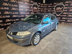 Gris / plata Usado 2006 Renault Mégane II Dynamique Berlina | 5999 € (Caro)
