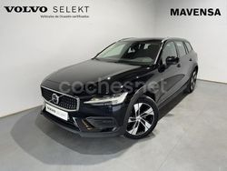 Negro Usado 2023 Volvo V60 CC Core Familiar | 42.500 € (Precio justo)