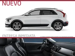 Blanco Nuevo 2025 Kia Niro SUV | 31.900 €