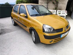 Naranja Usado 2003 Renault Clio II Extreme Berlina | 3000 € (Precio justo)