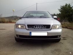 Gris / plata Usado 2001 Audi A4 Berlina | 1000 €