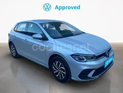 Gris plata Usado 2024 VW Polo Life Berlina | 18.700 € (Precio justo)