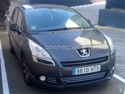 Gris / plata Usado 2013 Peugeot 5008 Allure Monovolumen | 8000 € (Un poco caro)