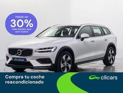 Blanco Usado 2021 Volvo V60 CC Pro Familiar | 32.490 € (Precio justo)