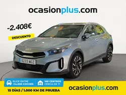Gris Usado 2023 Kia XCeed SUV | 24.900 € (Un poco caro)