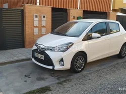 Blanco Usado 2016 Toyota Yaris Advance Berlina | 7500 € (Super precio)