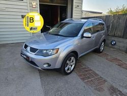 Gris Usado 2008 Mitsubishi Outlander Invite SUV | 8490 € (Precio justo)
