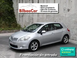 Gris / plata Usado 2011 Toyota Auris Active Berlina | 6999 € (Precio justo)