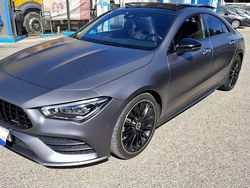 Gris Usado 2019 Mercedes CLA200 Coupe | 36.995 €
