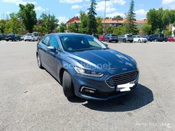 Azul Usado 2019 Ford Mondeo Titanium Berlina | 8999 €