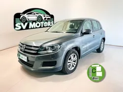 Gris / plata Usado 2016 VW Tiguan SUV | 13.990 € (Buen precio)
