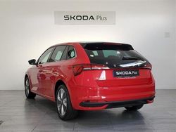 Rojo Nuevo 2025 Skoda Scala Utilitario | 23.900 € (Un poco caro)