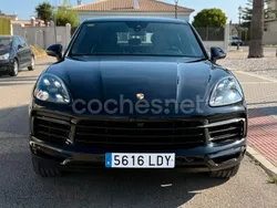 Negro Usado 2020 Porsche Cayenne SUV | 49.999 € (Un poco caro)