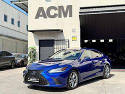 Azul Usado 2019 Lexus IS300h Sport Line Berlina | 34.990 €