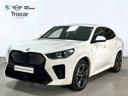 Alpinweiss (sólido) Usado 2024 BMW iX2 Comfort Edition SUV | 45.500 € (Precio justo)