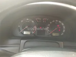 Negro Usado 2003 Skoda Superb Comfort Berlina | 3290 €