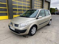 Gris / plata Usado 2006 Renault Scénic II Dynamique Monovolumen | 3300 € (Precio justo)