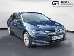 Azul Usado 2021 Skoda Superb Style Familiar | 22.500 € (Precio justo)