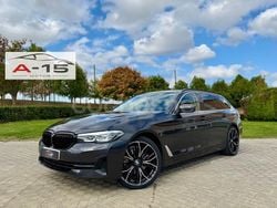 Gris / plata Usado 2023 BMW 520 Comfort Edition Familiar | 34.900 € (Precio justo)