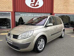 Beige Usado 2006 Renault Scénic II Dynamique Monovolumen | 2890 € (Caro)