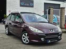 Violeta / lila Usado 2006 Peugeot 307 Familiar | 4800 € (Caro)